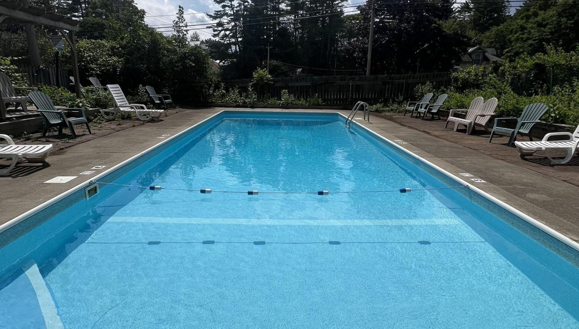 Motel Luzerne Lake Luzerne Ngoại thất bức ảnh