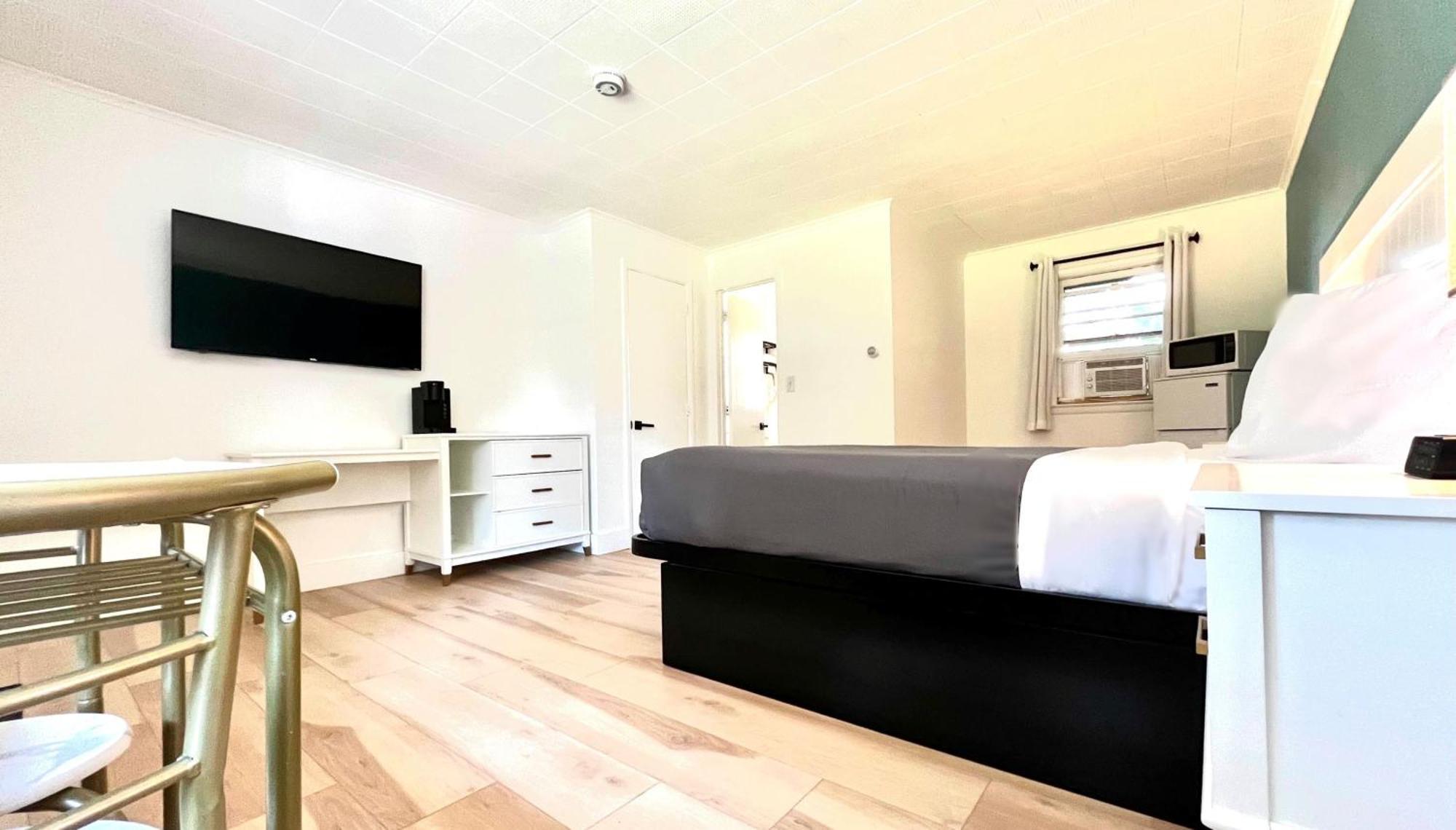 Motel Luzerne Lake Luzerne Ngoại thất bức ảnh