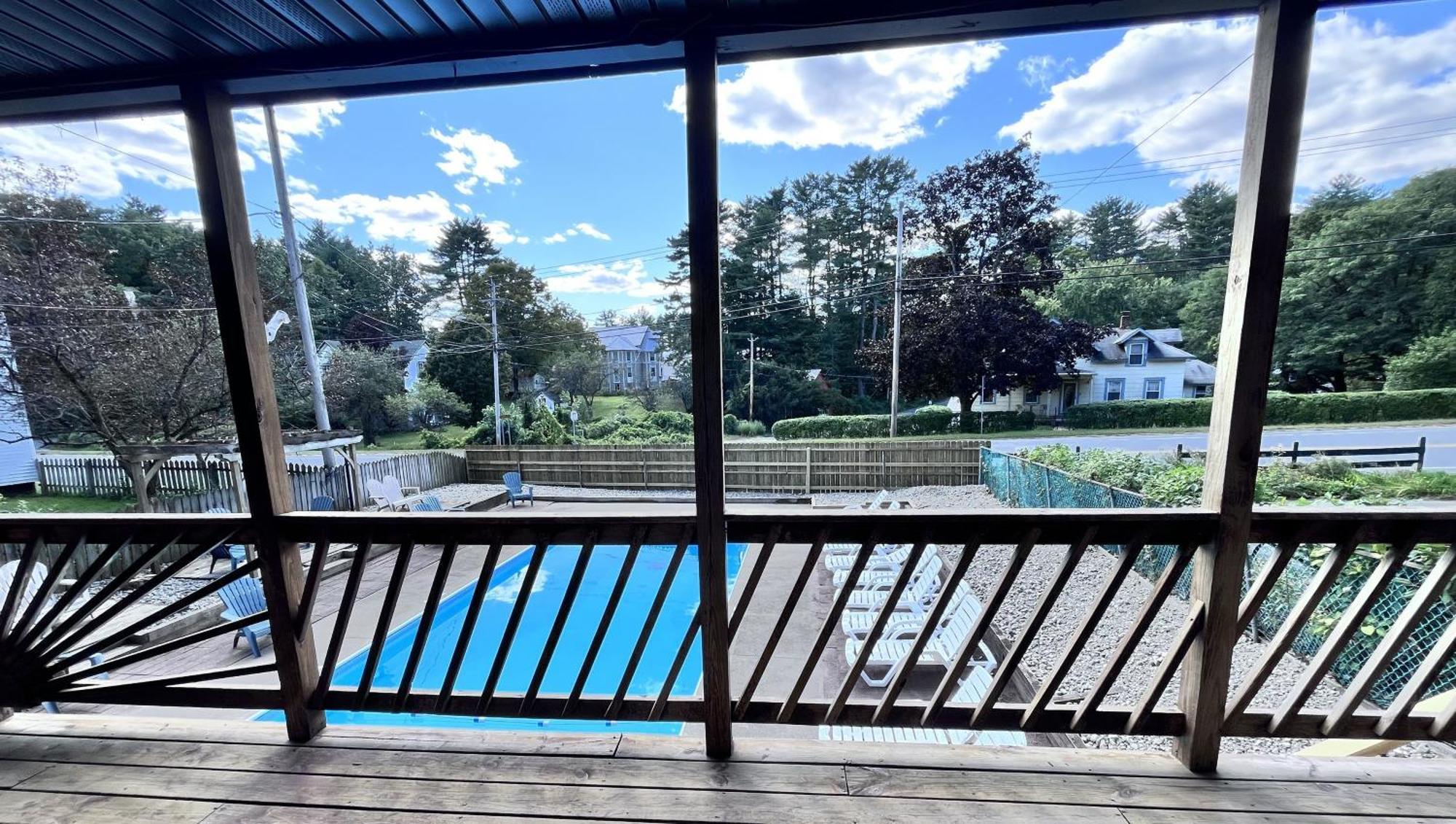 Motel Luzerne Lake Luzerne Ngoại thất bức ảnh